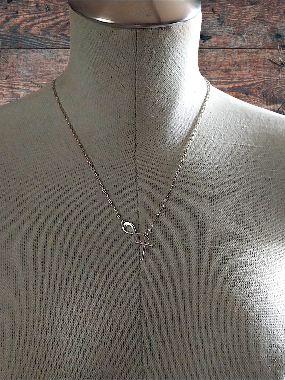 Minimalist Silver Cross and Loop Pendant Necklace